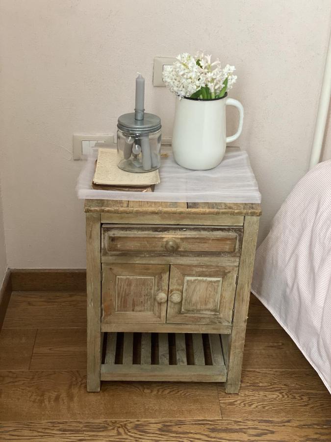 B&B Melloni Street Доло Екстер'єр фото