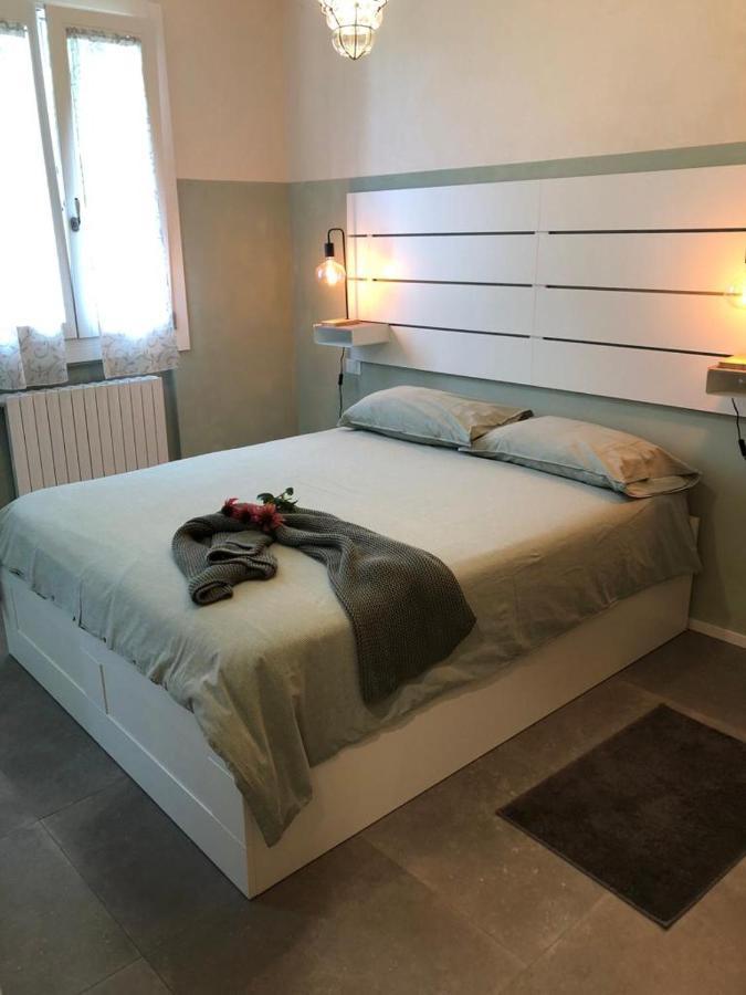 B&B Melloni Street Доло Екстер'єр фото